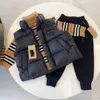 Ensemble de vêtements pour bébé, couleur noire, vêtements chauds de styliste, mode printemps, 3 pièces, sweat à capuche et pantalon, vêtements pour garçons en bas âge