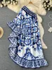 Piste d'été bleu et blanc porcelaine asymétrie longue Robe femmes Sexy hors de l'épaule volants ourlet Robe ample Maxi robes 240105