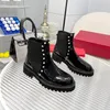 Les bottes classiques sont fortement recommandées par les célèbres designers du style indépendant, les détails de toute la chaussure sont impeccables, les styles populaires sont recommandés taille 35-42.