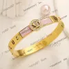 Designer sieraden armband V-logo bedelarmband 18K verguld roestvrij staal Geen vervaging diamanten armband Luxe liefdescadeau Sieraden Reizen Designer Bangle