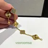 Van 18K Gold Plated Classic Fashion Charm Armband Material Fyra bladgräs Thunder Silk Five Flower Rose Three Shoulder Two Red Fritillaria med Box