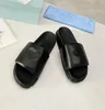 Designer Sandals Slippers Summer Men Women Shoes Shaped Multicolor Flora Slides Molded footbed in black Tonal rubber