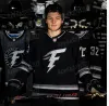 Aangepaste USHL Fargo Force Hockey Jersey Zwart Grijs Heren Jeugd Dames Speler of Nummersteek Genaaid Hoge kwaliteit