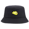 Berets Funny Big Yellow Mouth Personality Women'S Bucket Hat Casual Sunscreen Sun Bob Hats Women Foldable Fashion Men'S Fisherman Cap