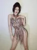 Sahne Giyim Çılgın Kıyafetler Kadınlar için Sıralan Fringe Rhinestone Bodysuits Sırtsız Seksi Latin Dans Kostüm Sequin Terozlu Terozlu Kilsiz Yular