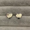 Hergestellt in Italien, luxuriöse Ohrstecker, niedliche Größe, glatter Edelstahl, Herz, Liebe, Damen-Designer-Ohrringe im Großhandel