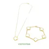 Van Armband Womens Fashion Fanjia Four Leaf Grass smycken Set med dubbelsidig naturlig vit fritillaria clavicle chain för hög upplaga med låda