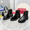 Les bottes classiques sont fortement recommandées par les célèbres designers du style indépendant, les détails de toute la chaussure sont impeccables, les styles populaires sont recommandés taille 35-42.