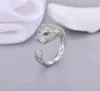 Fan Bingbing peut ajuster la bague Panther et la main en diamant avec une personnalité à la mode 237i6516814