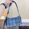 Bolsas de noche2024 Bolsa de diseñador Swinger Bag Mujeres Bolsa axilar Bolso Bolso Monedero Cuero genuino 2 correas Flor antigua Flap Distress