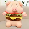 Burger Piggy Toy Bedårande Hamburger Pig Plush Doll mjuk fylld leksak för barn hem dekoration flickvän födelsedag present fluffy pp 240105