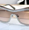 패션 디자이너 71556 여성용 선글라스 세트 모조 다이아몬드 금속 사각형 프레임리스 랩 안경 야외 매력적인 매력적인 스타일 안티 ultraviolet와 함께 제공