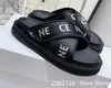 Sapatos de designer de luxo sandálias de verão couro de bezerro retro corrente de metal fechado dedo do pé sandálias romanas femininas casuais sapatos de praia Mach slide Celins marca chinelos TN