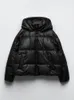 Winter Vrouwen Kunstleer Puffer Jas Warm PU Sneeuw Capuchon Parka Vrouwelijke Toevallige Losse Jas Rits Lange Mouw Overjas 240105