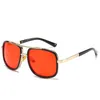 2021 Fashion Cool Square Pilot Style Rivets Ditaeds Solglasögon Kvinnor Tint Gradient Brand Design Sun Glasses Oculos de Sol279p