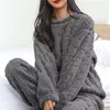 Mulheres sleepwear morango impressão mulheres pijamas conjunto inverno velo veludo 2 peças casa terno sono fofo coreano quente noite desgaste