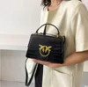 Kadın omuz çantası 5 renk basit joker düz renkli deri çanta küçük taze altın toka backpack sokak moda taş el çantaları 4562#
