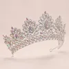 Hårklämmor itacazzo brudhuvudbonad krona färg klassiska tiaras lämpliga för kvinnors bröllop födelsedagsfest (kan snabbt skickas)