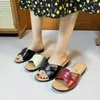 Chinelos para venda 2024 dedo do pé aberto verão retro sólido mãe ao ar livre casual confortável simples salto baixo plus size sapatos zapatos