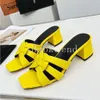 Mitteldicke Damenpantoffeln mit Absatz, Pantoletten aus echtem Leder, kreuzgewebte Lederaußensohle, Blockabsatz, Hausschuhe, Luxus-Designer-Sandalen mit Box