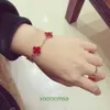 Designer jewelry Van Large 18k Double sided Lucky Clover Bracelet Fashion Light Luxury Five Flower Shell With Box Jun P1Z9