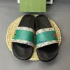 2024 Luxus-Designer-Hausschuhe für Herren und Damen, Luxe Flats, Blumen, Blumen, Erdbeere, modische Slides, Gummi-Leder, Room House, Outdoor, Mule, Pantoufle-Slider