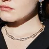 Hip Hop Pin Shape Pendant Choker Halsband för kvinnor Män Punk Safety Pin Chains Halsband Gotiska halskedjor Bröllopsmycken 240104