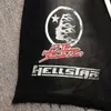 Hellstar Studios låter som Heaven Tee Ins trendiga shorts