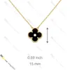 Pendant Neckor Classic Van Clover 18K Gold Necklace Diamond Jewelry Designer för kvinnor Titanium Steel Gold-Plated Fade Never Allergic Store/21417581