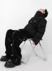 冬の短いメタルバックルパーカージャケットマンウーマンストリート厚い暖かい泡コート不規則なヘムジッパーコールドプルーフアウトウェアユニセックス240104