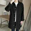 Mid-längd denim vindbrytare jacka män våren hösten casual trench kappa koreansk mode solid vild lös man trendig ytterkläder 240104