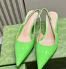 Kattunge klackar sandaler slingback pumpar klackar skor patent läder läder yttersula lyx designer sko bröllop skor festskor grön rosa röd svart