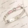 Designer sieraden armband V-logo bedelarmband 18K verguld roestvrij staal Geen vervaging diamanten armband Luxe liefdescadeau Sieraden Reizen Designer Bangle