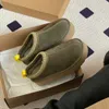 Ta zz Chinelos tasman Semente de Mostarda Pele de Castanha Slides Pele de Carneiro Shearling Clássico Ultra Mini Bota Plataforma Mules de Inverno Mulheres Homens Camurça Bota de Lã Superior