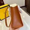 Neue kleine 25-cm-Tragetasche, modische und vielseitige Handtasche, Handtasche, Umhängetasche, Arbeitstasche, Make-up- und Date-Tasche