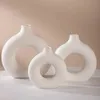 Nordic Vase Circular Hollow Ceramic Donuts Flower Pot Home Living Room Decoration Accessories Interior Office Desktop Decor Gift 240106