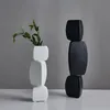 Modern minimalist vase decoration home Flower Arrangement Living Room Flowerpot Nordic decor black Art Ornaments 240106