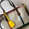 TB kvinnors väska Perry Canvas Cowhide Tote Bag Fashion Versatile Colored Shopping Bag One Shoulder Crossbody Handbag 240106