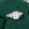 Bandringe Cxsjeremy 14K Rose Gold 2CT Emerald Cut 6*8mm Moissanite Verlobungsring Vintage einzigartiger Marquise Cut Cluster Hochzeit Braut Giftl240105