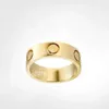 Tasarımcı Ring Titanyum Çelik Sier Aşk Erkekler ve Kadınlar Sevgililer İçin Gül Altın Takı Çift Yüzük Hediye Boyutu 5-11 Genişlik 4-6mm