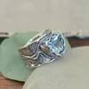 Anelli di banda anelli di colore largo colore d'argento per donne amano gli anelli zirconi blu di cuore Accessori per feste di gioielleria da sposa etnica SL240105