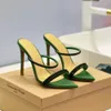 2024 Gianvito Rossi Stiletto Sandals Slippers Rhinestone Slippers البغال الجلود الشرائح المنزلق على نهاية القدم المفتوحة للنساء المصممين أحذية المصنع أحذية