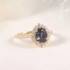 Band Rings Gem's Beauty الفريد من نوعه البيضاوي الملتوية Alexandrite Birthstone خاتم الخطوبة Gold 925 Sterling Silver Cluster Halo Ring for WomenL240105