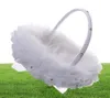 Biały struś Feather Flower Girl Kosz elegancki koronkowy norcestone kwiecisty koszyk ślubny Favors Akcesoria ślubne 6736307