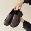Printemps femmes chaussures en cuir souple mocassins de Style anglais mode tête ronde talon central conception solide Zapatillas Mujer 240106