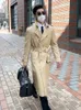 Super langer winddichter, regenfester Trenchcoat für Herren, honiggelb, klassischer britischer Mode-Regenmantel aus Baumwollpolyester 240106