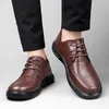 Business Leather Casual Lace Up Oxford Shoes for Men's Bekväm antislip utomhusslip på Sneakers Fashion Retro Leisure 240106