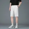 Pantaloncini da uomo Abito estivo a vita alta Pantaloni casual da uomo Gamba larga ritagliata Tinta unita Versatile effetto dimagrante 2024