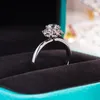Anéis de cluster Super Flash Retro 1 anel S925 prata esterlina 18k banhado a ouro floco de neve proposta de noivado presente de casamento para mulheres