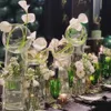 Yan 6PCSリアルな白いカラリリー電球装飾ウェディングブライダルブーケセンターピースホーム花瓶の花240106のための人工花
